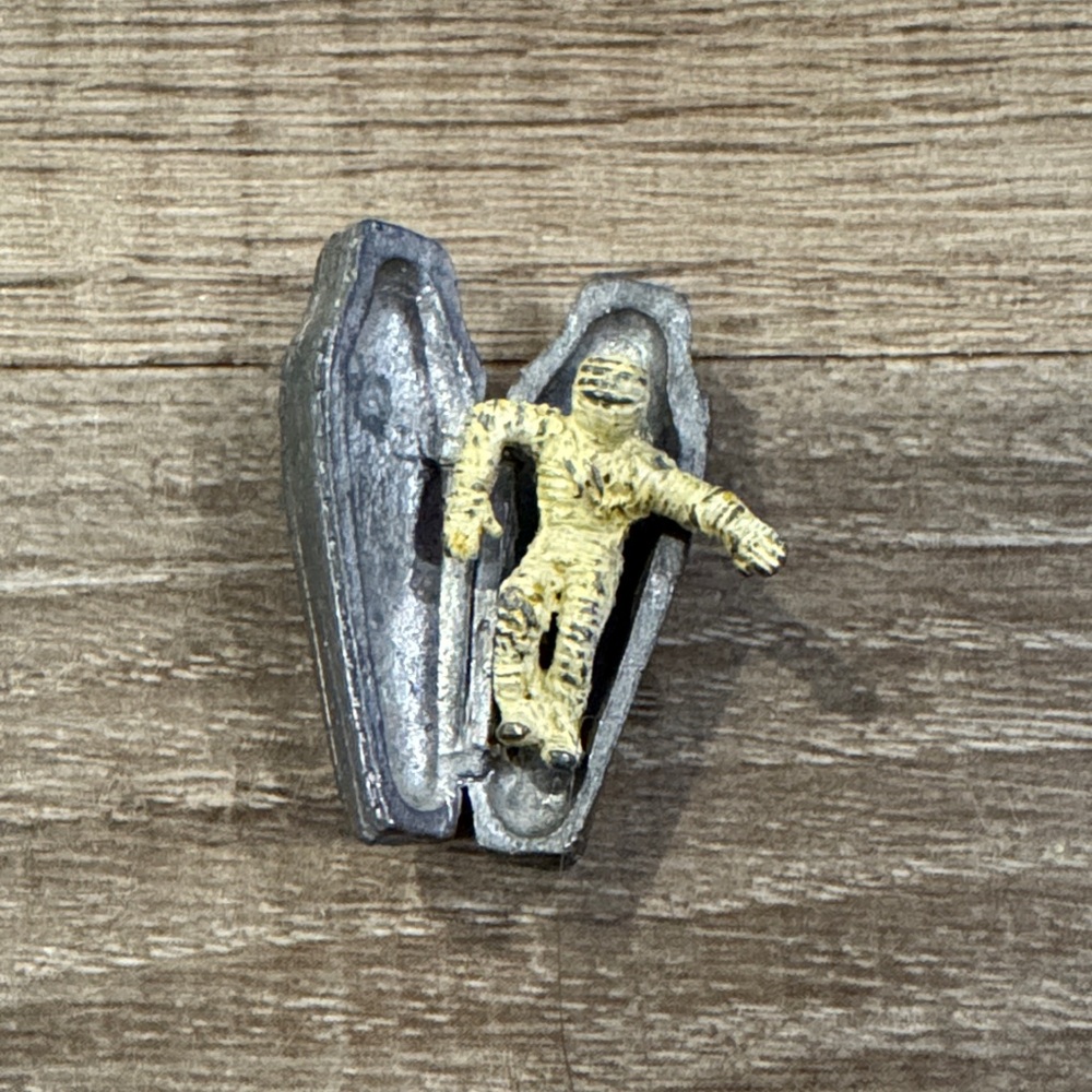 Miniature Mummy in Coffin Figurine - Dungeons and Dragons